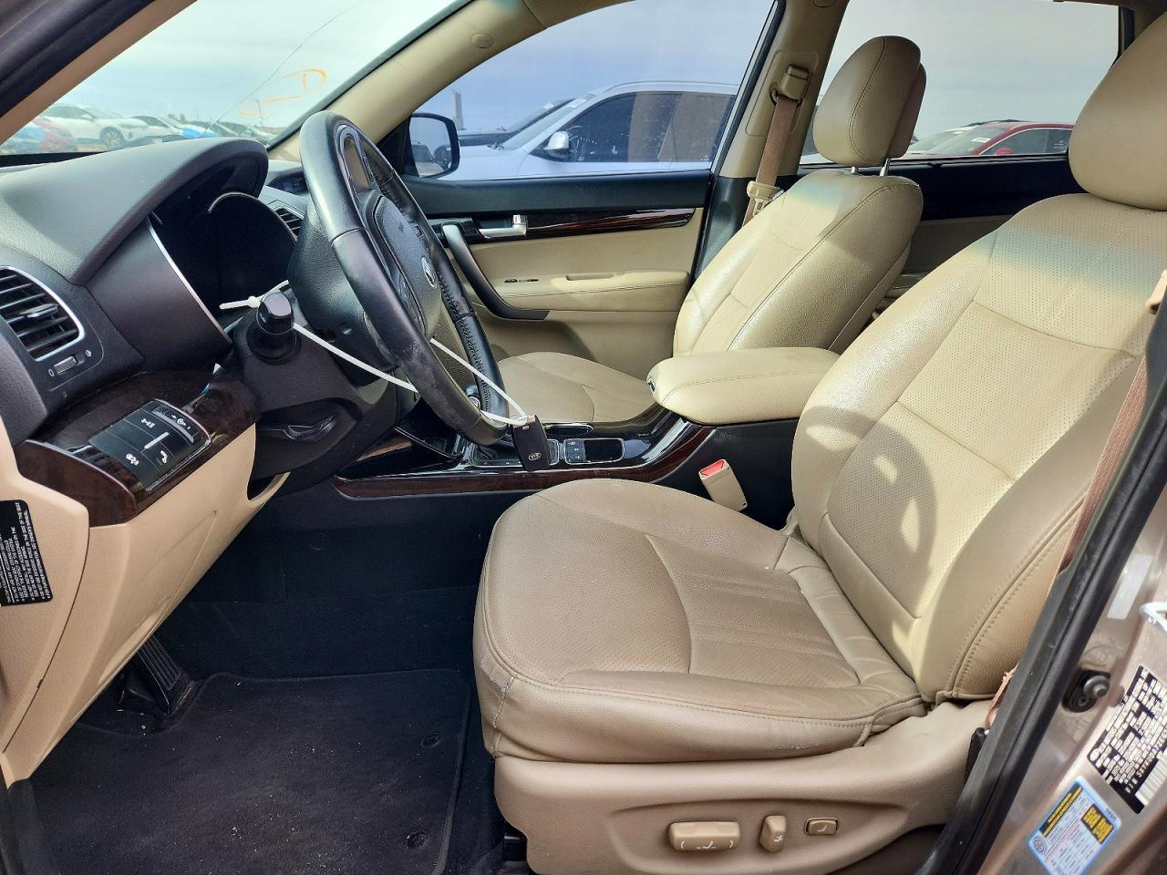 2014 KIA SORENTO