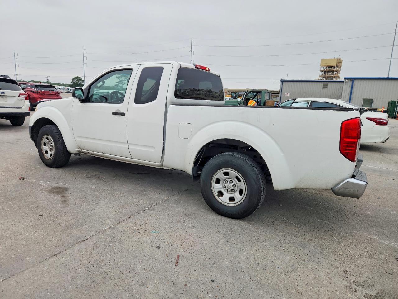 2015 NISSAN Frontier