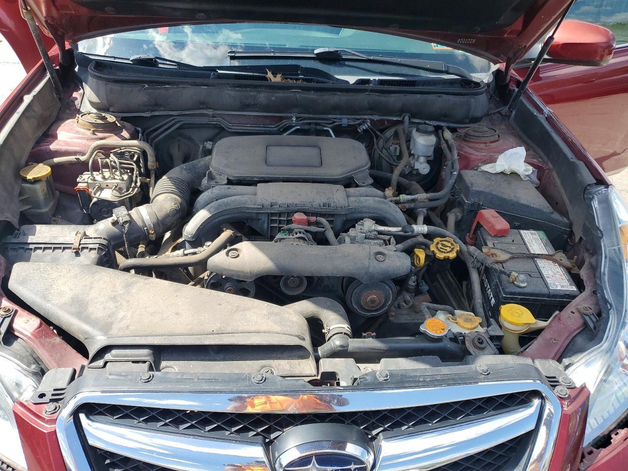 2010 SUBARU Legacy