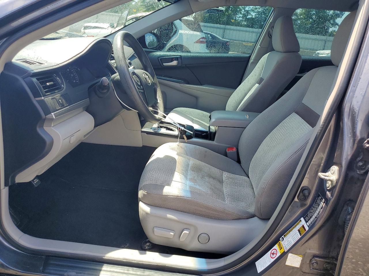 2014 TOYOTA CAMRY