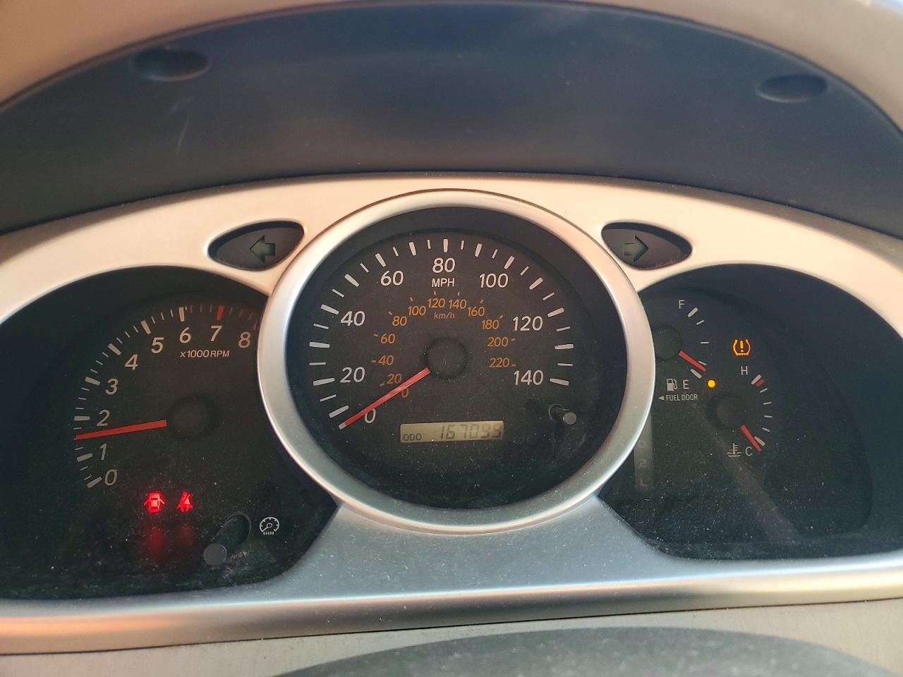 2004 TOYOTA HIGHLANDER