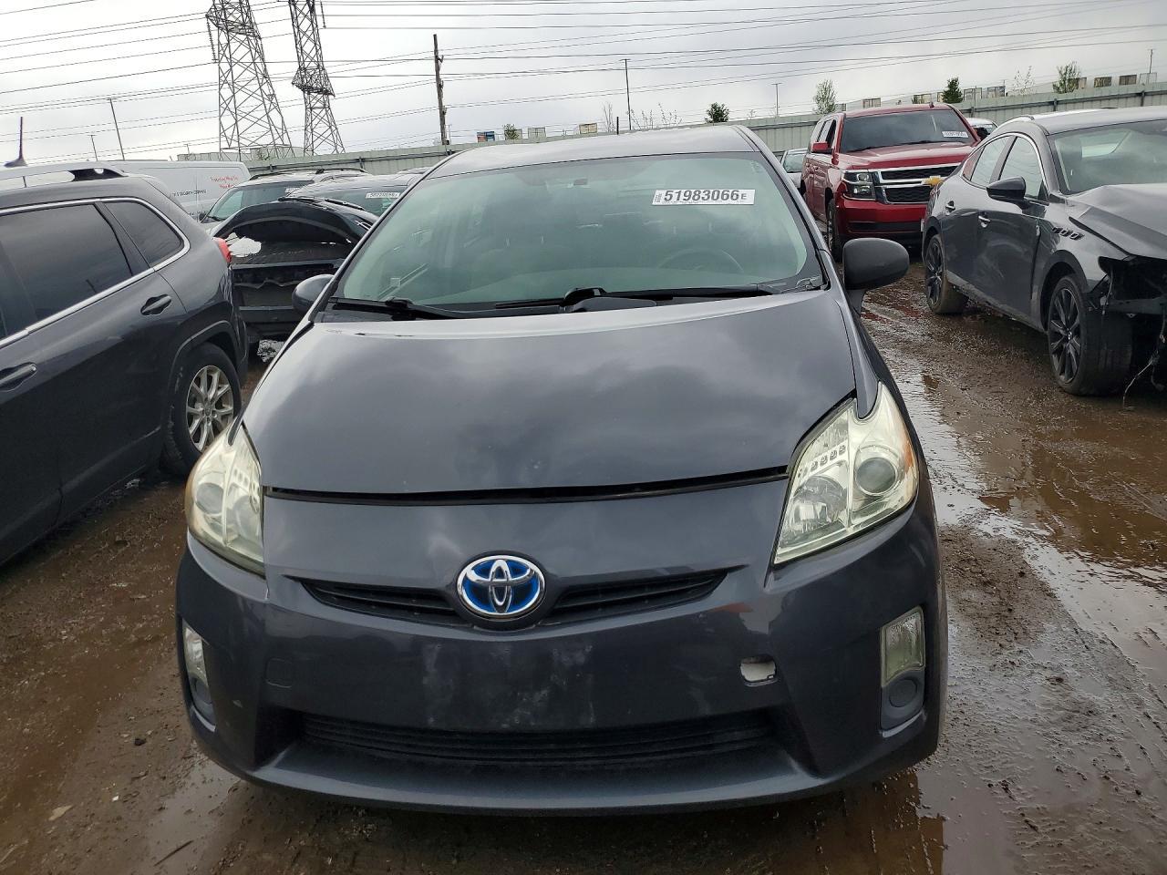 2011 TOYOTA PRIUS