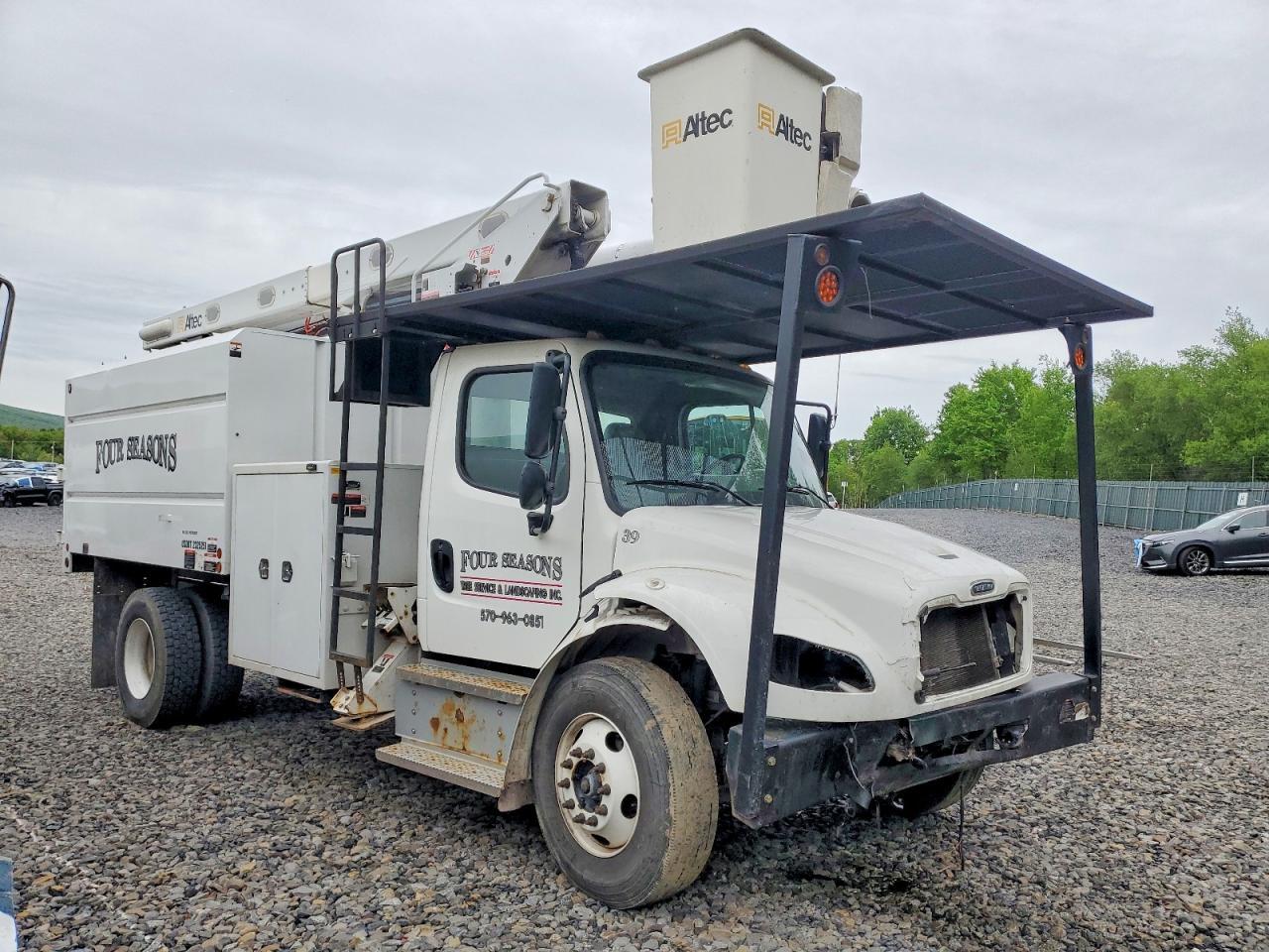 2023 FREIGHTLINER M2
