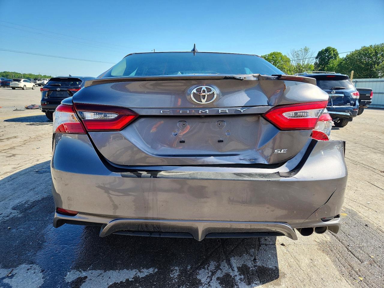 2019 TOYOTA CAMRY
