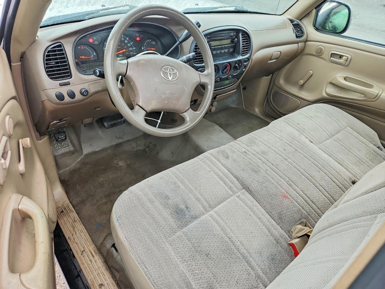 2004 TOYOTA TUNDRA