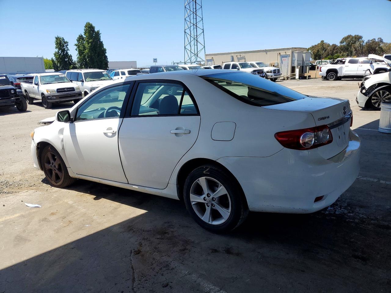 2011 TOYOTA COROLLA