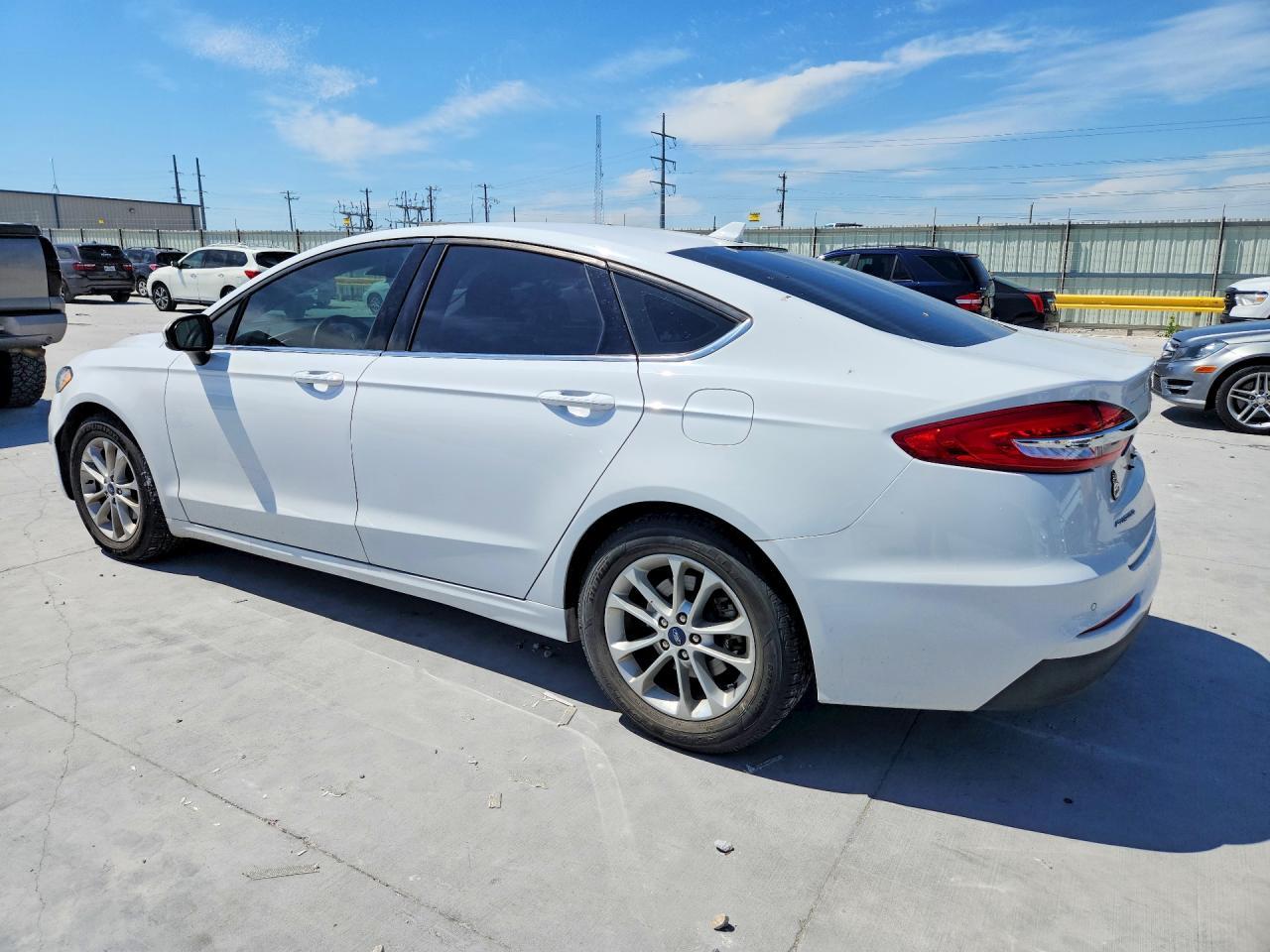 2019 FORD FUSION