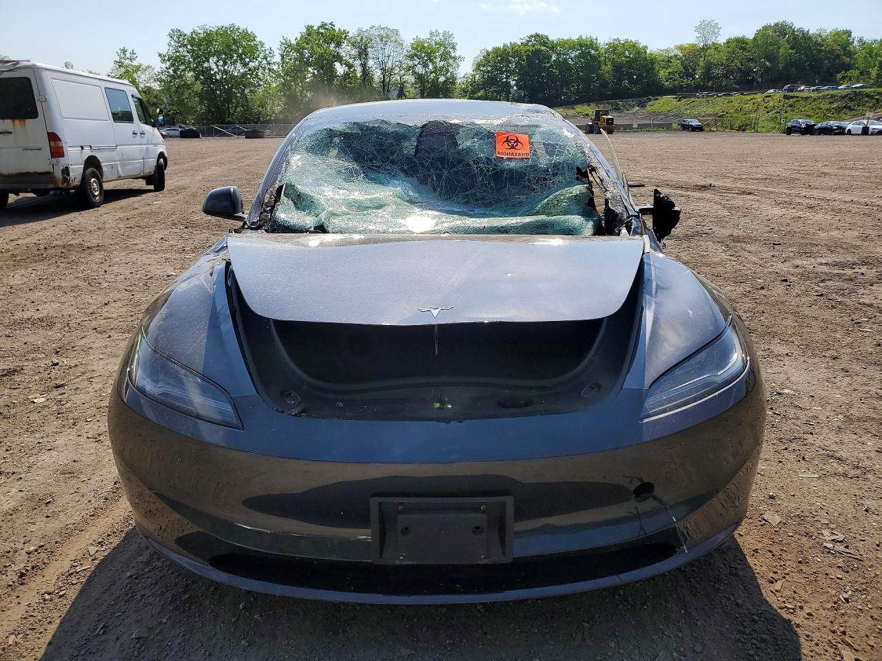 2025 TESLA MODEL 3