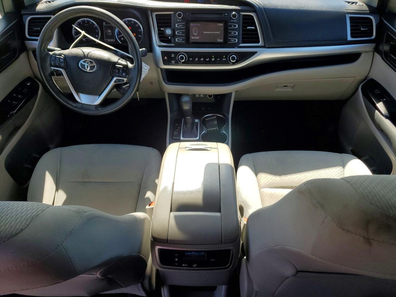2017 TOYOTA HIGHLANDER