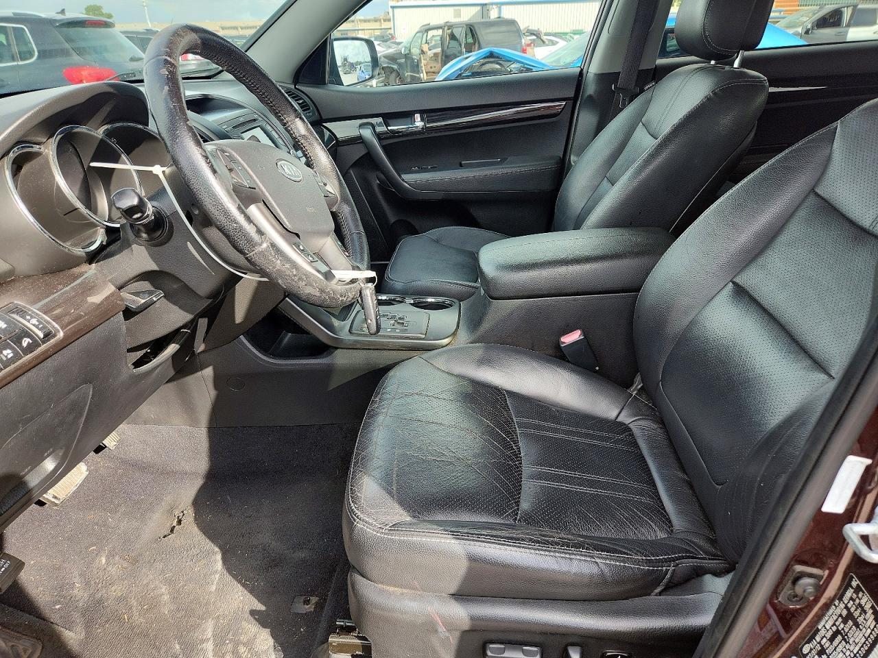 2013 KIA SORENTO