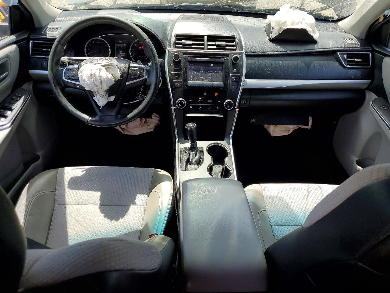 2016 TOYOTA CAMRY