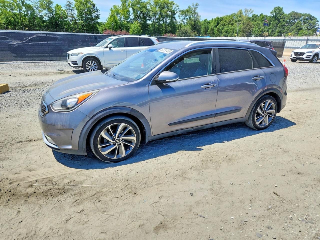 2017 KIA Niro