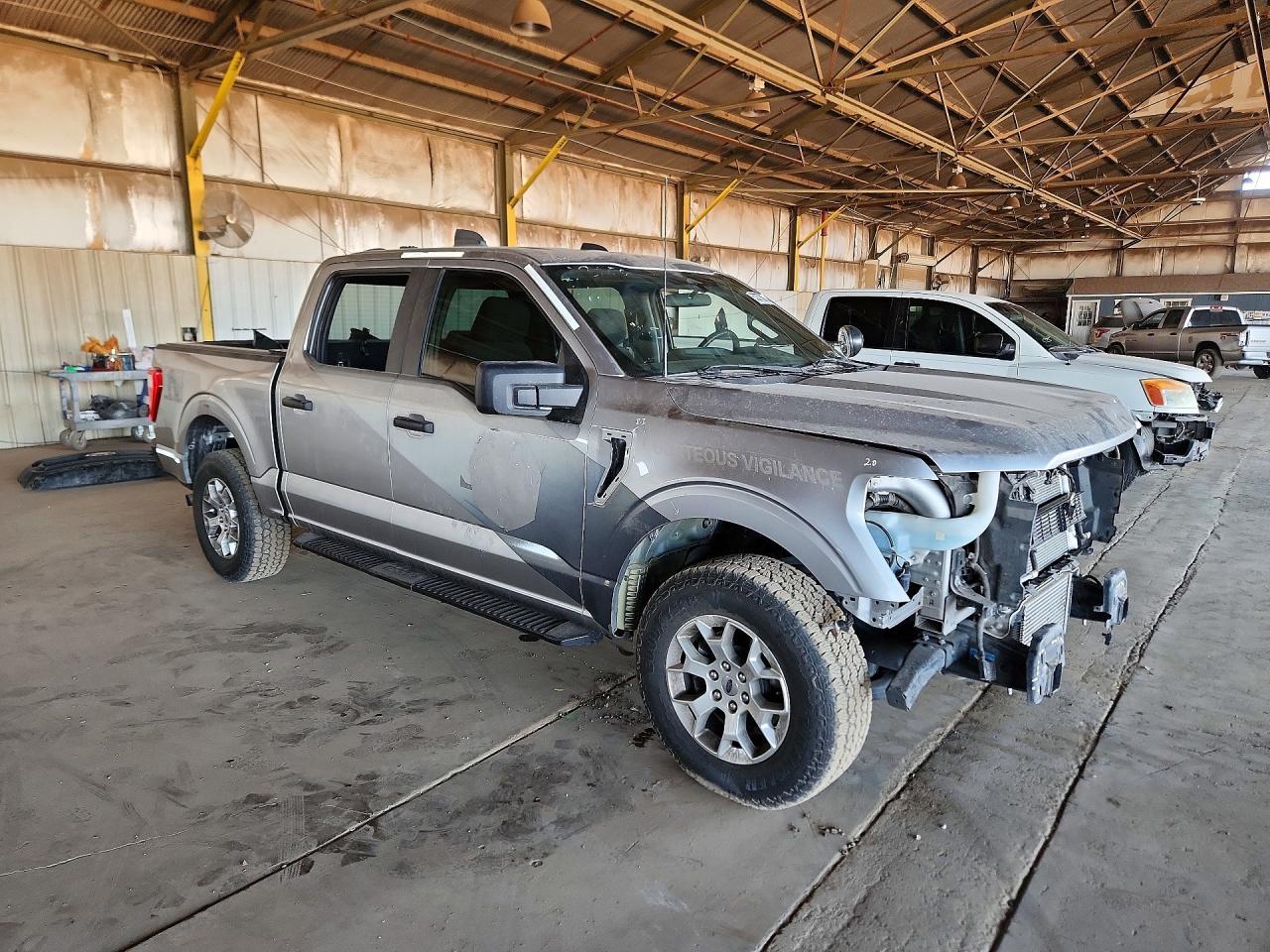 2022 FORD F-150 Lightning