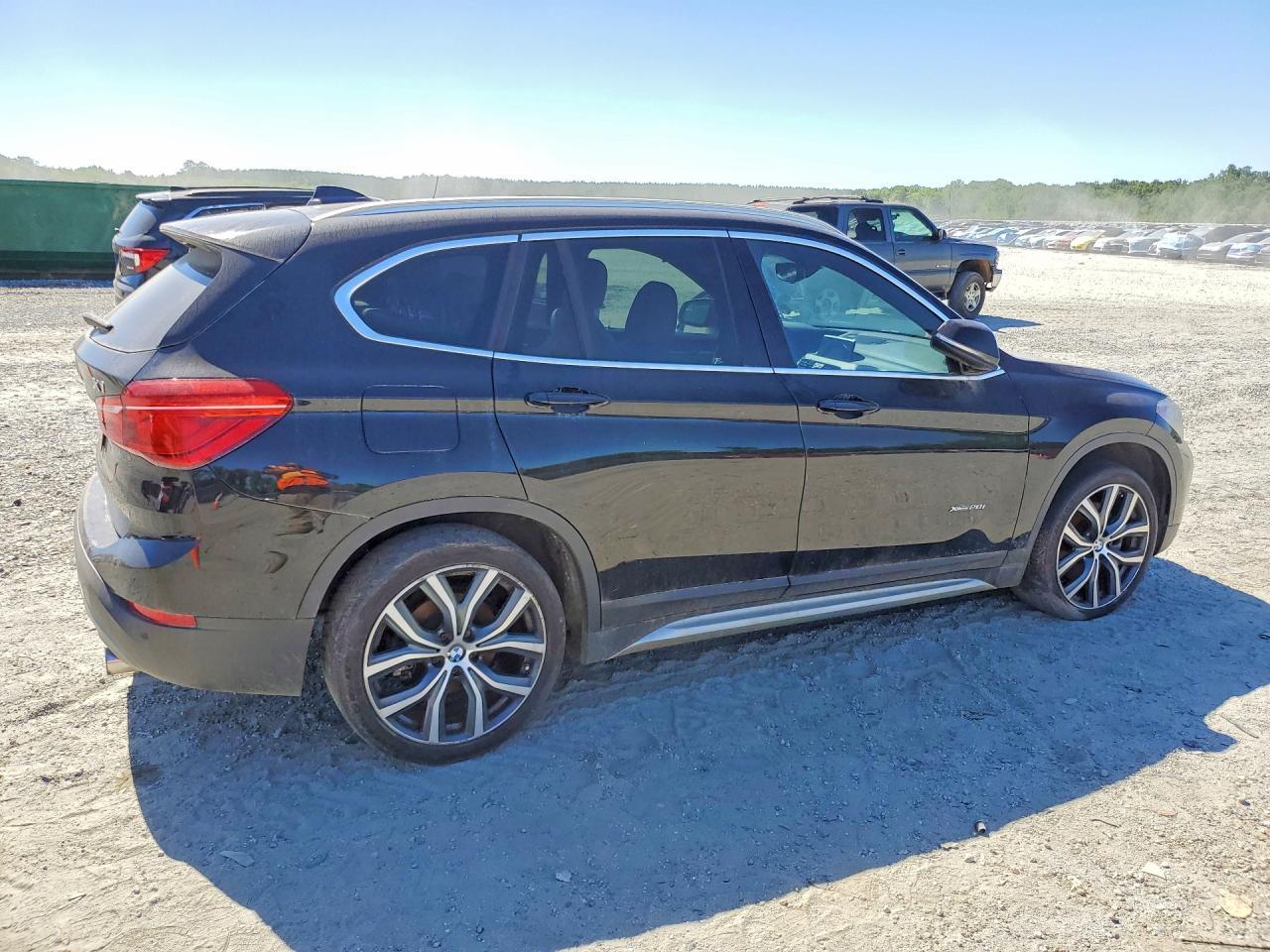 2017 BMW X1