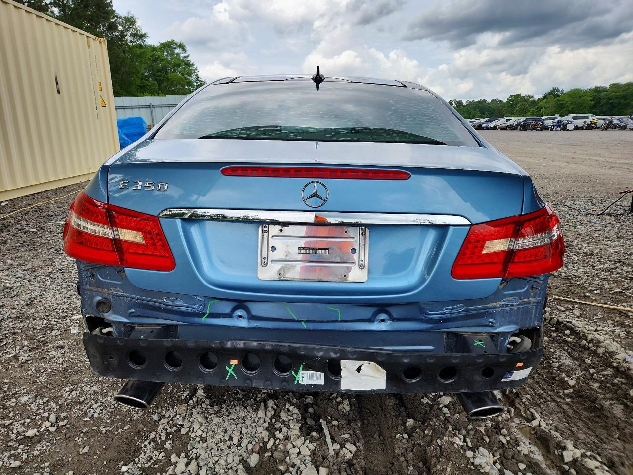 2012 MERCEDES-BENZ E-Class
