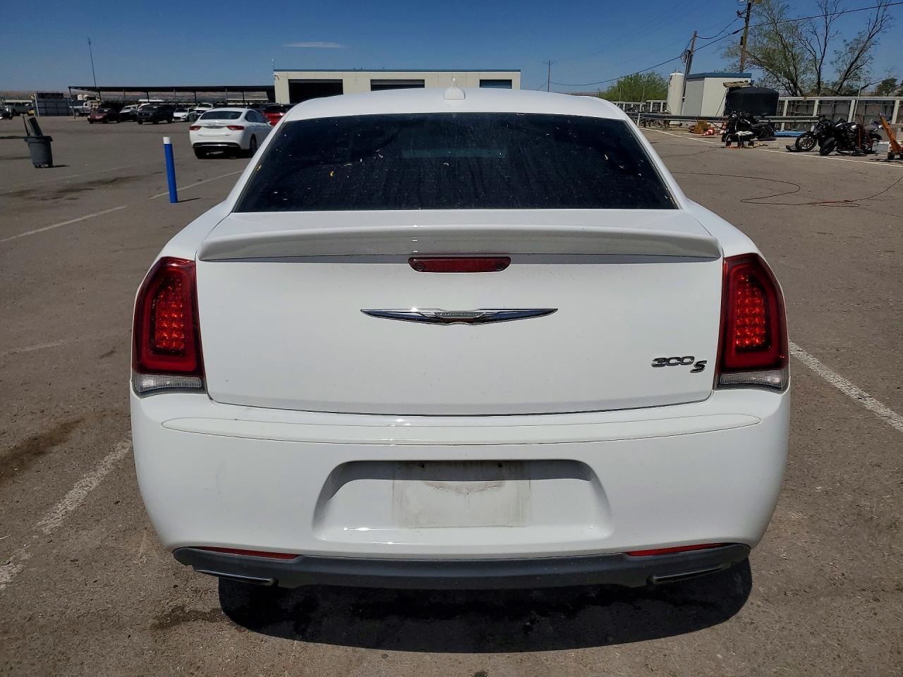 2018 CHRYSLER 300