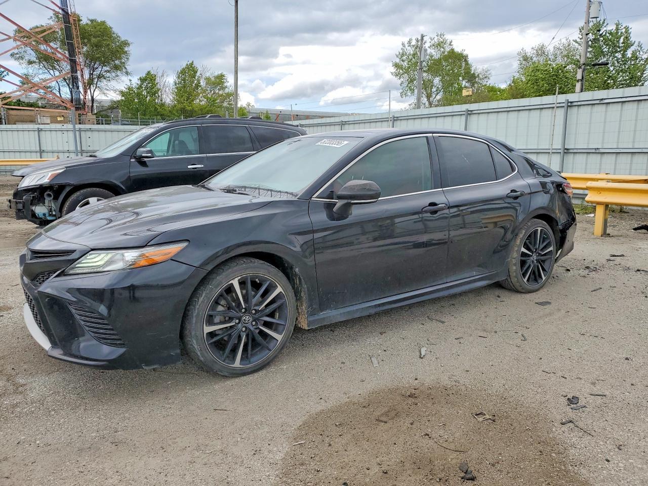 2019 TOYOTA CAMRY