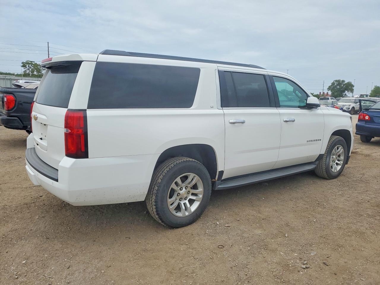2015 CHEVROLET Suburban