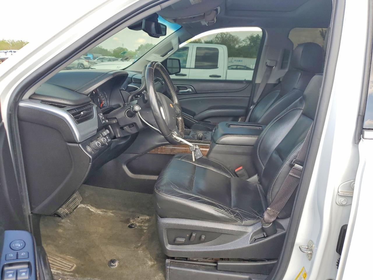 2015 CHEVROLET Suburban