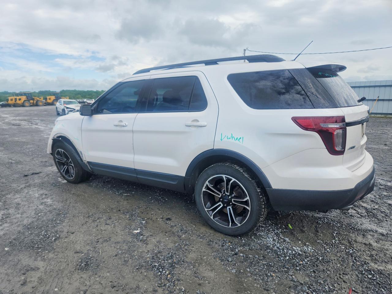 2015 FORD Explorer Sport Trac