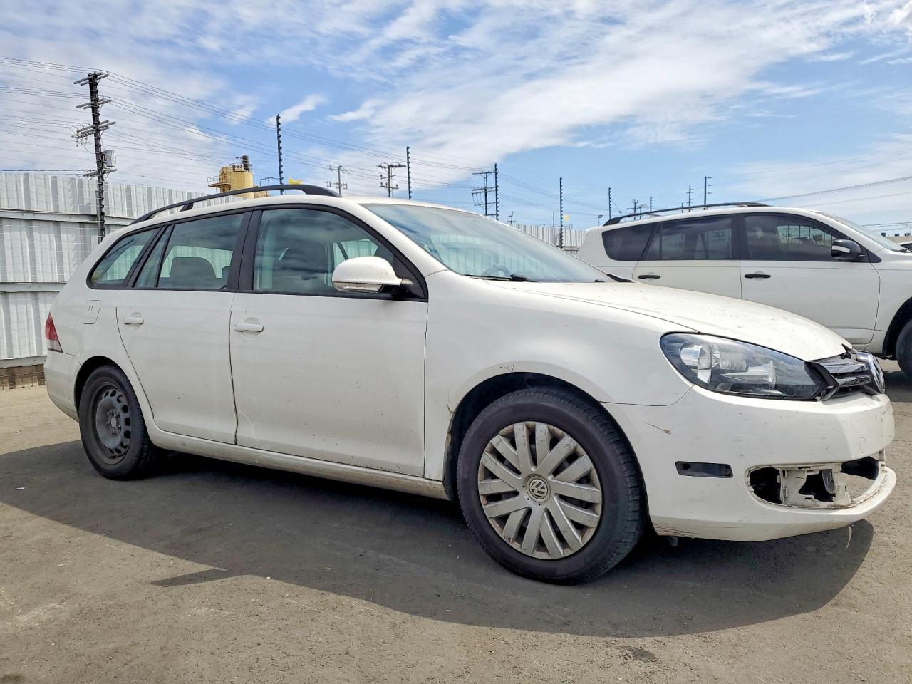 2011 VOLKSWAGEN JETTA