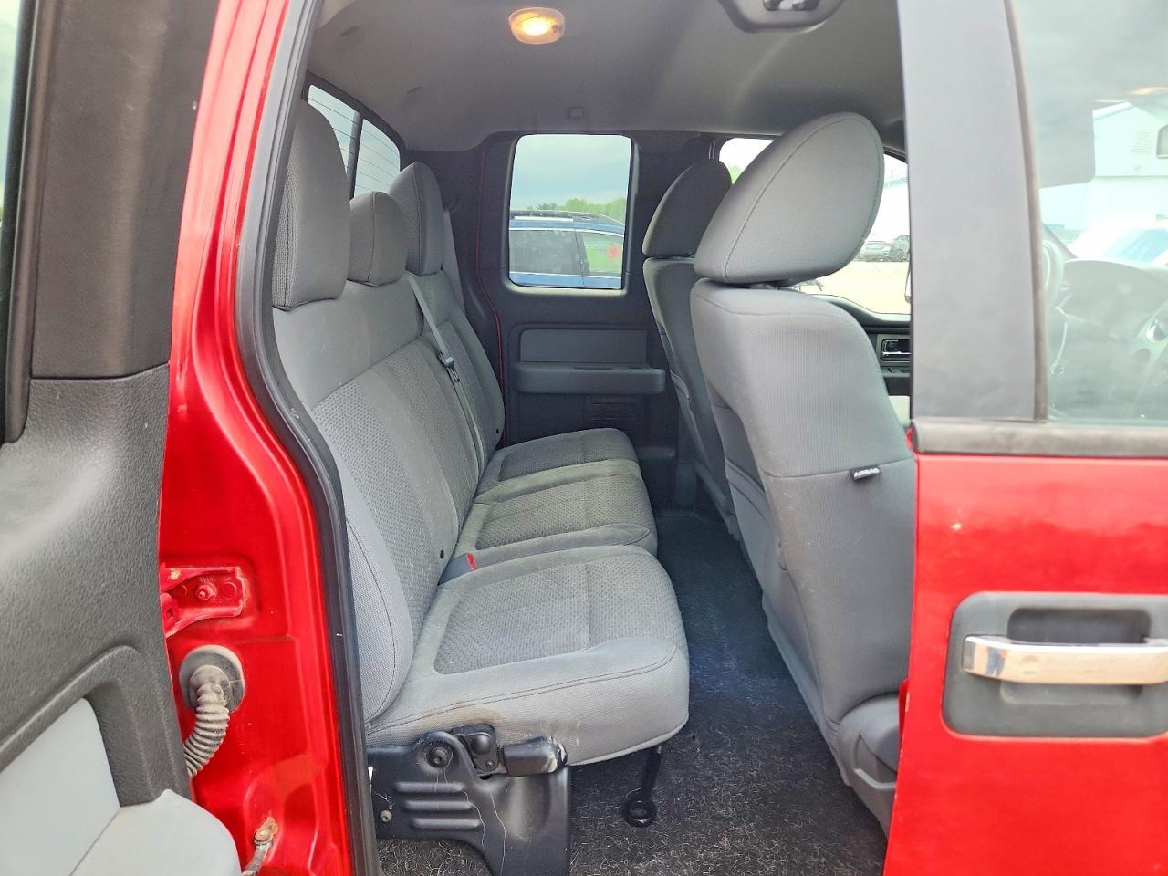 2011 FORD F-150