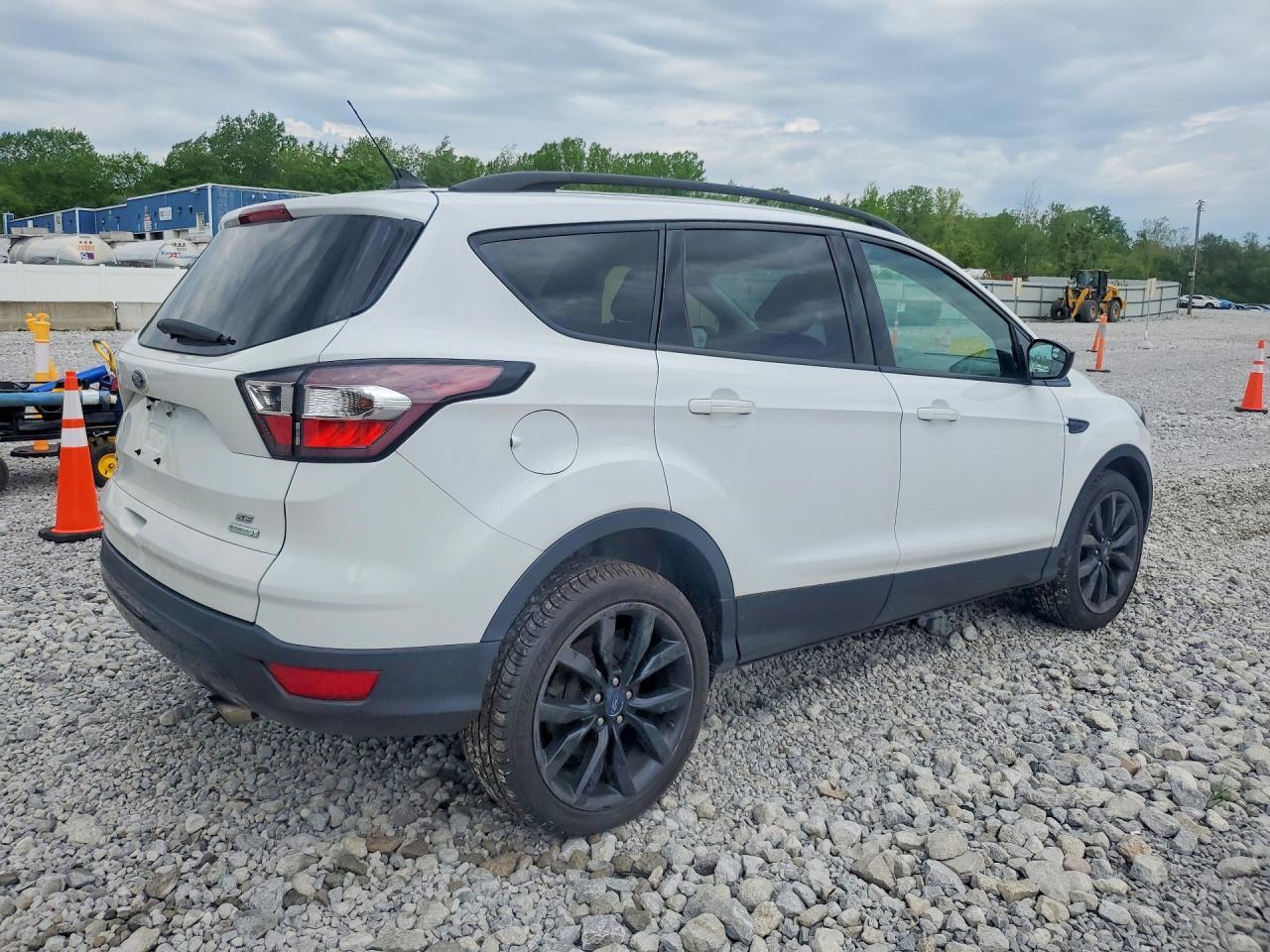 2018 FORD ESCAPE