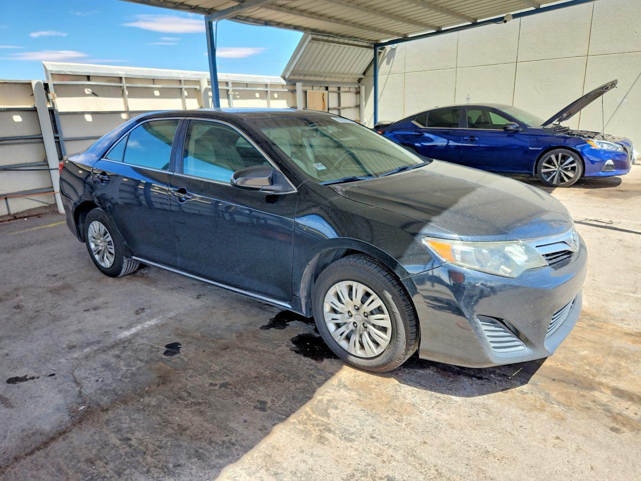 2014 TOYOTA CAMRY
