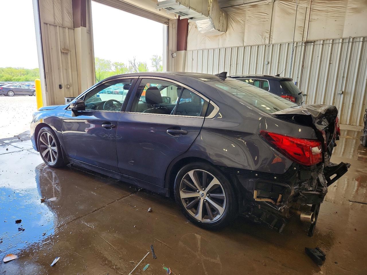 2016 SUBARU Legacy