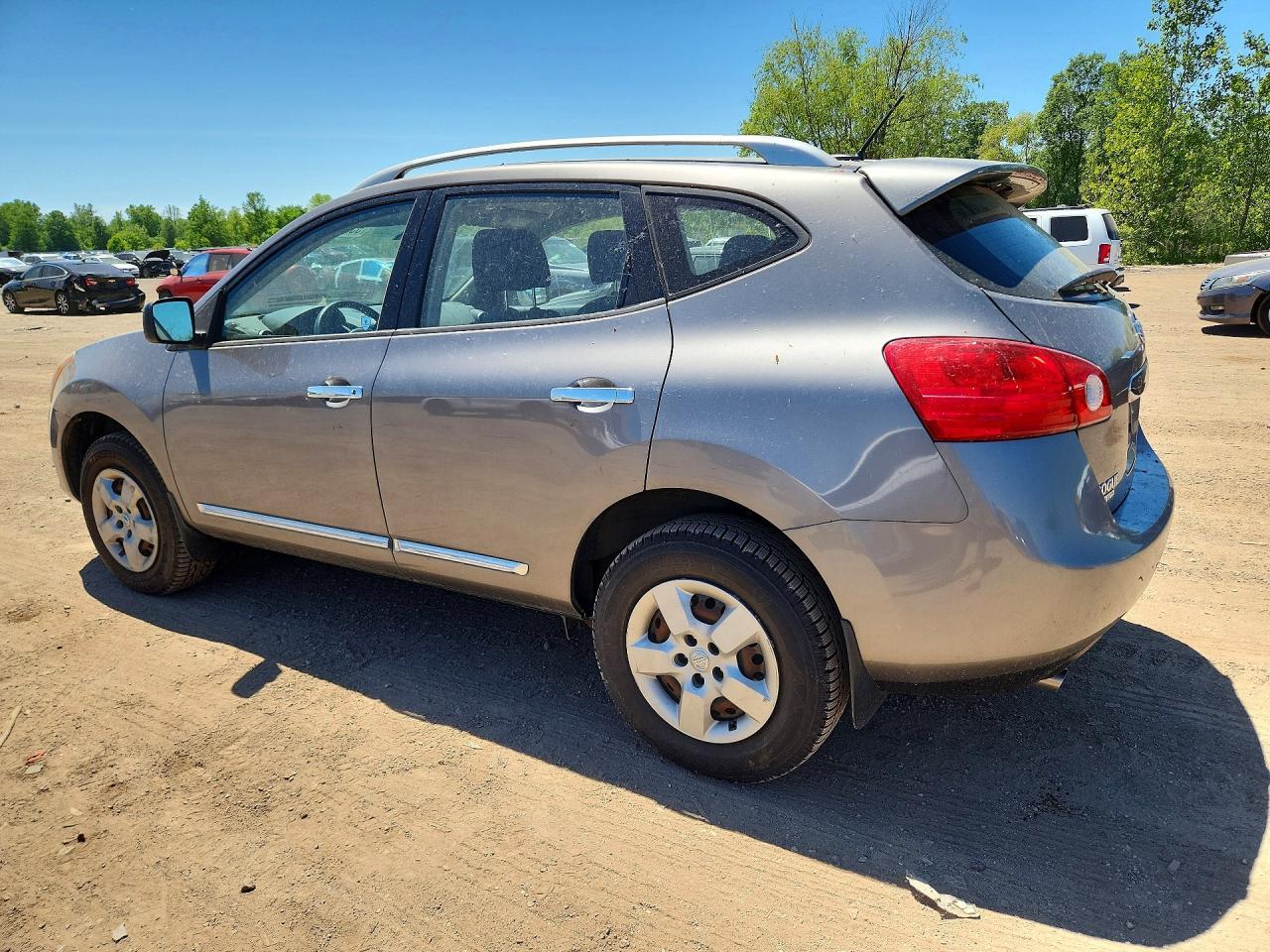 2015 NISSAN ROGUE