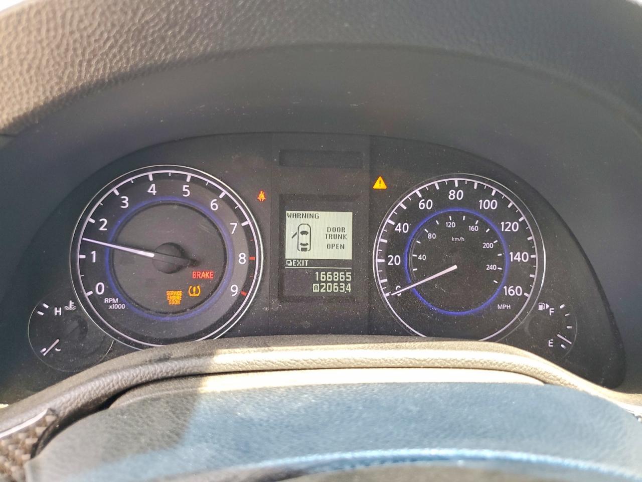 2011 INFINITI G37