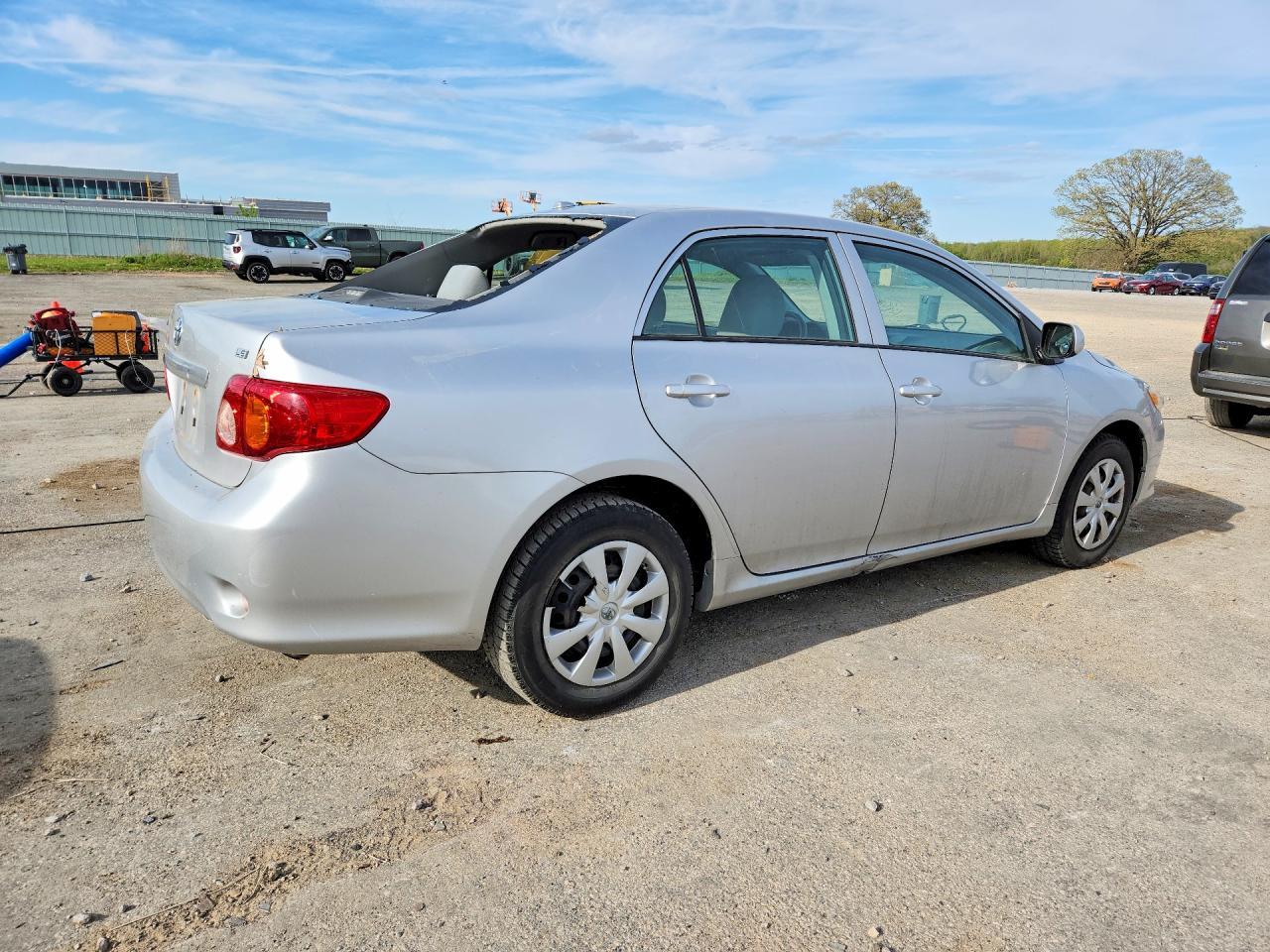 2010 TOYOTA COROLLA