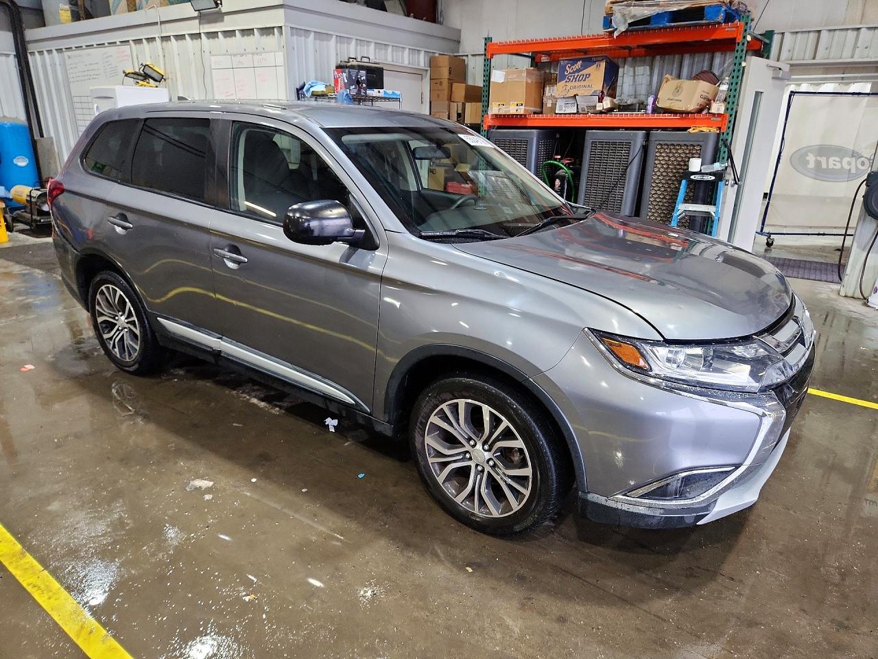 2018 MITSUBISHI outlander
