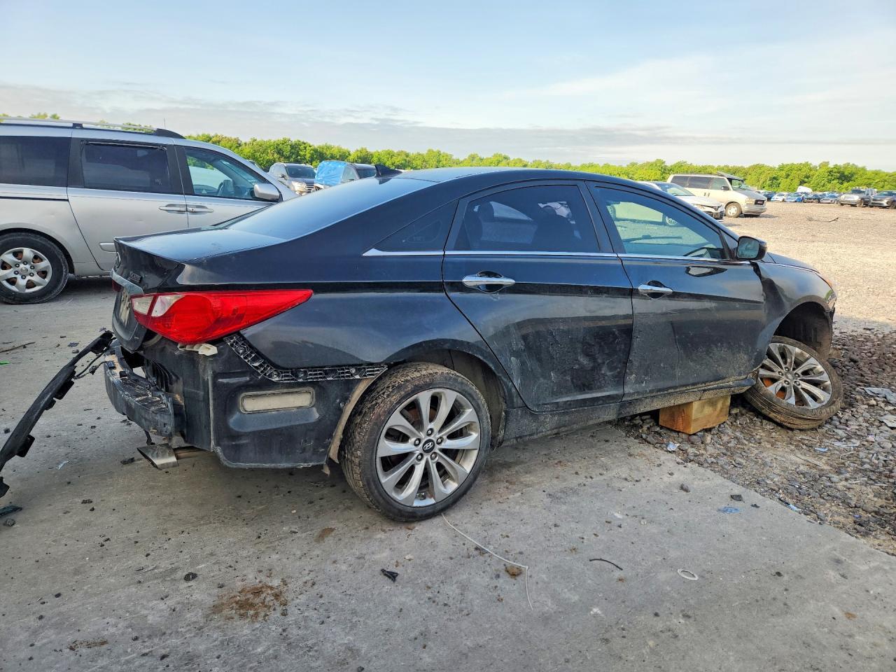 2013 HYUNDAI SONATA