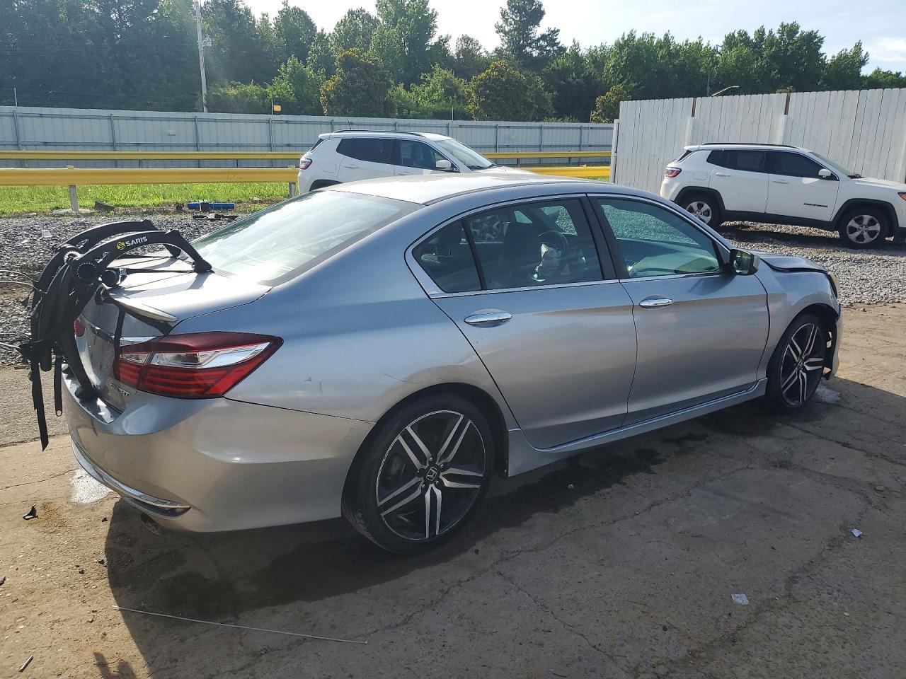 2017 HONDA ACCORD