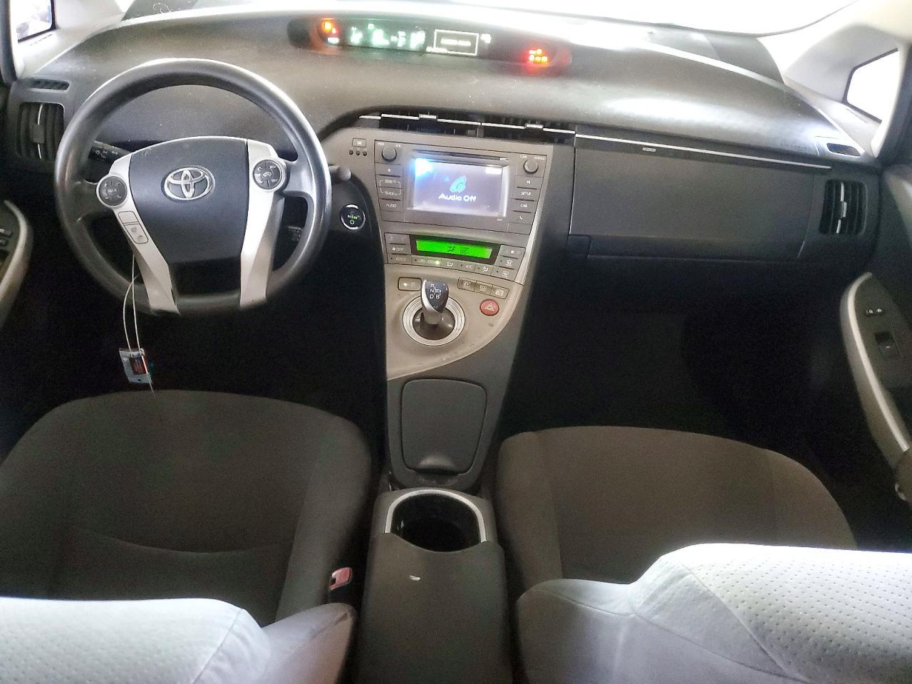 2013 TOYOTA PRIUS