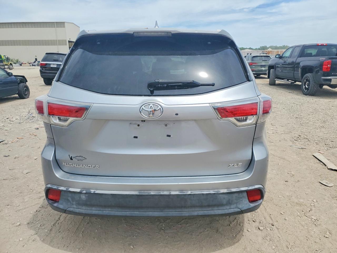 2014 TOYOTA HIGHLANDER