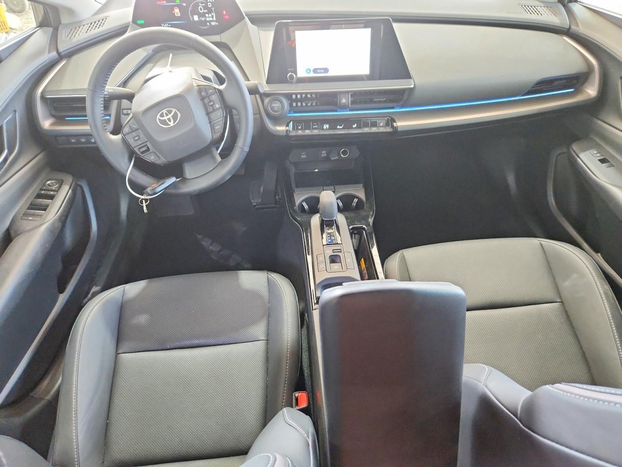 2024 TOYOTA PRIUS