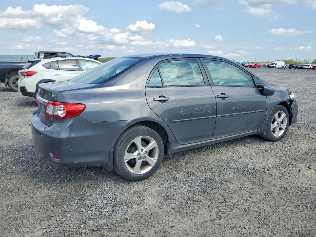 2011 TOYOTA COROLLA