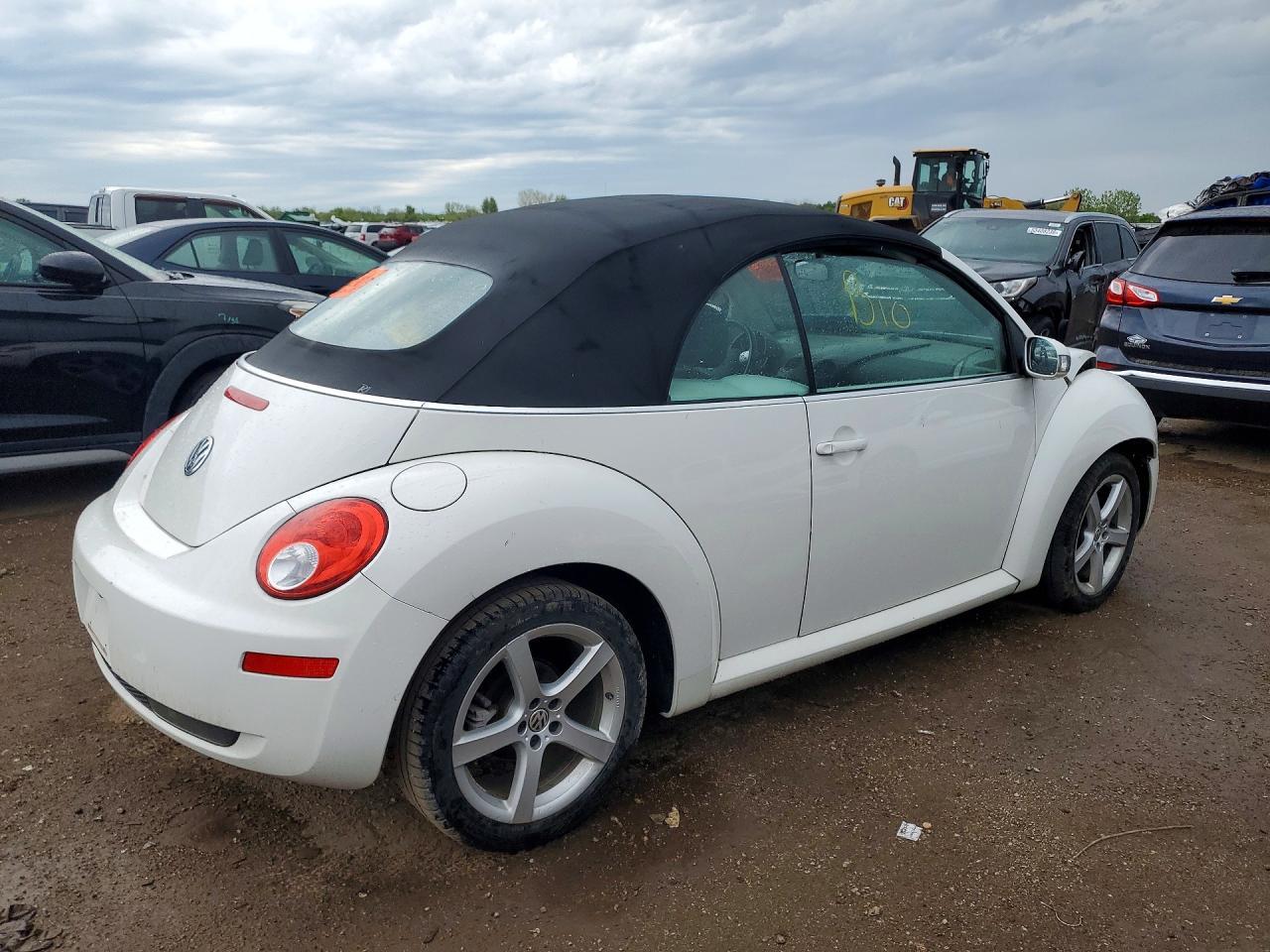 2010 VOLKSWAGEN Beetle