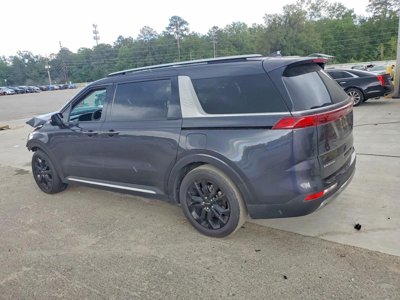 2024 KIA Carnival
