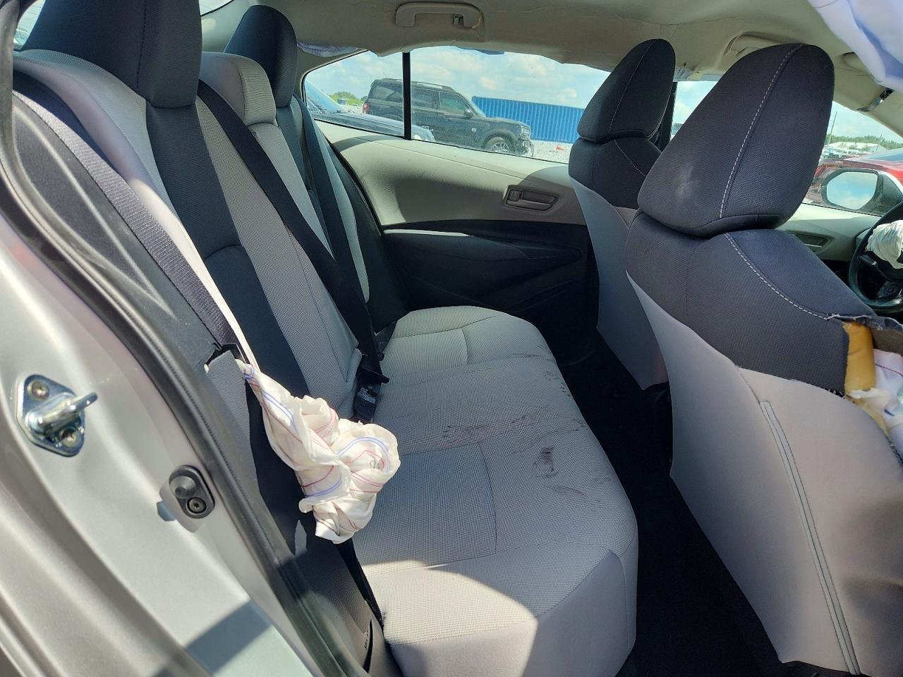 2022 TOYOTA COROLLA