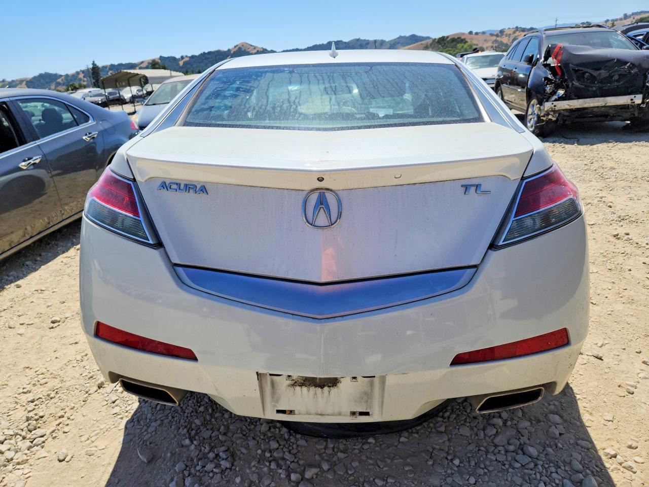 2011 ACURA TL
