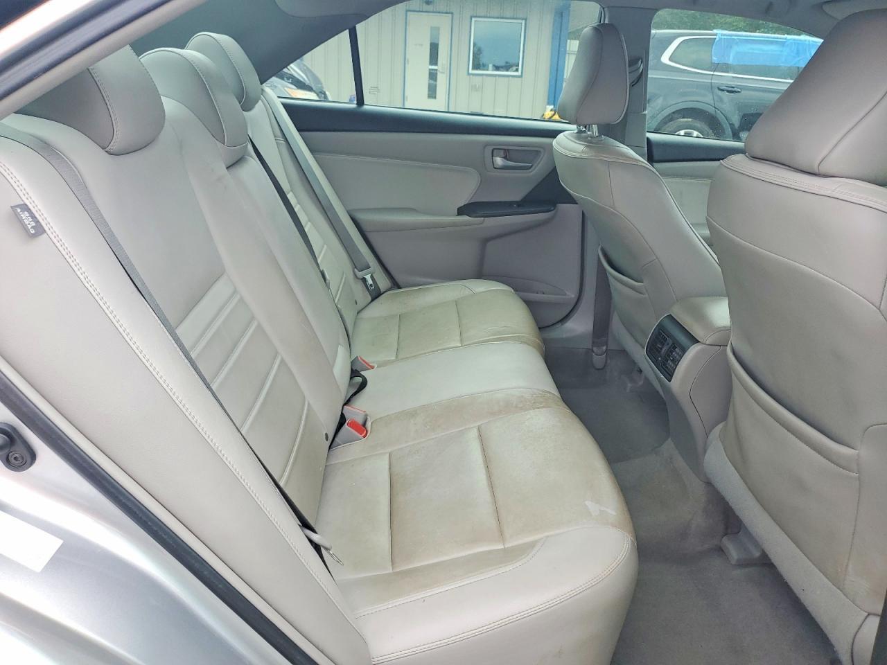 2016 TOYOTA CAMRY