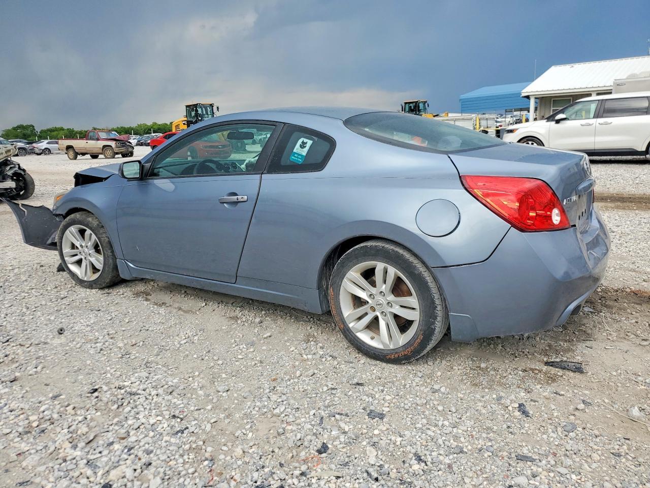 2011 NISSAN ALTIMA