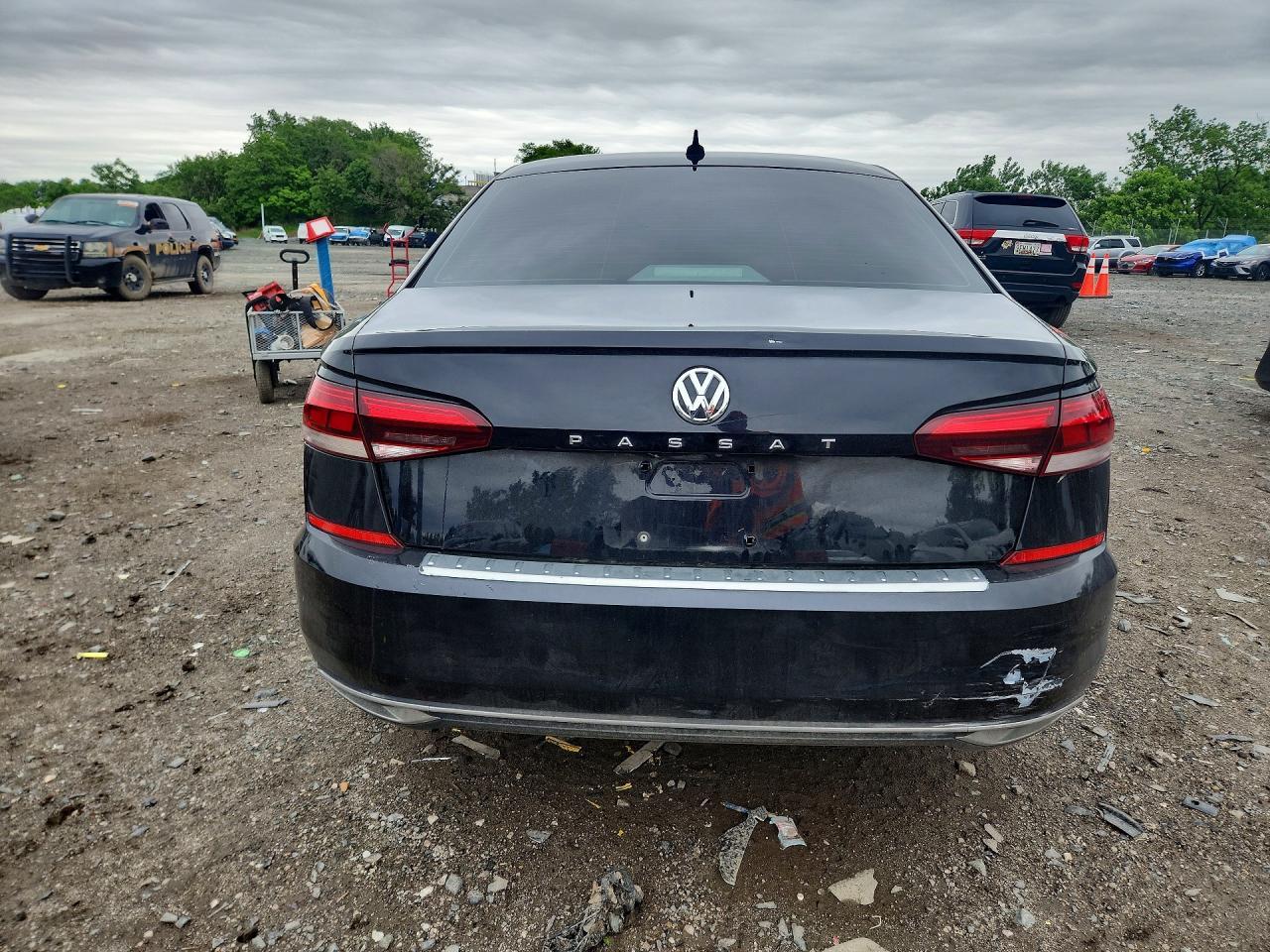 2021 VOLKSWAGEN Passat