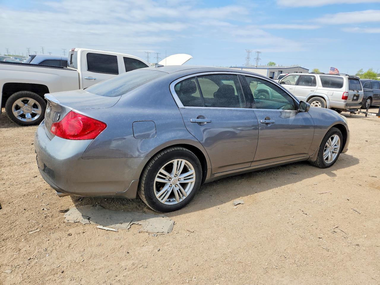 2012 INFINITI G25
