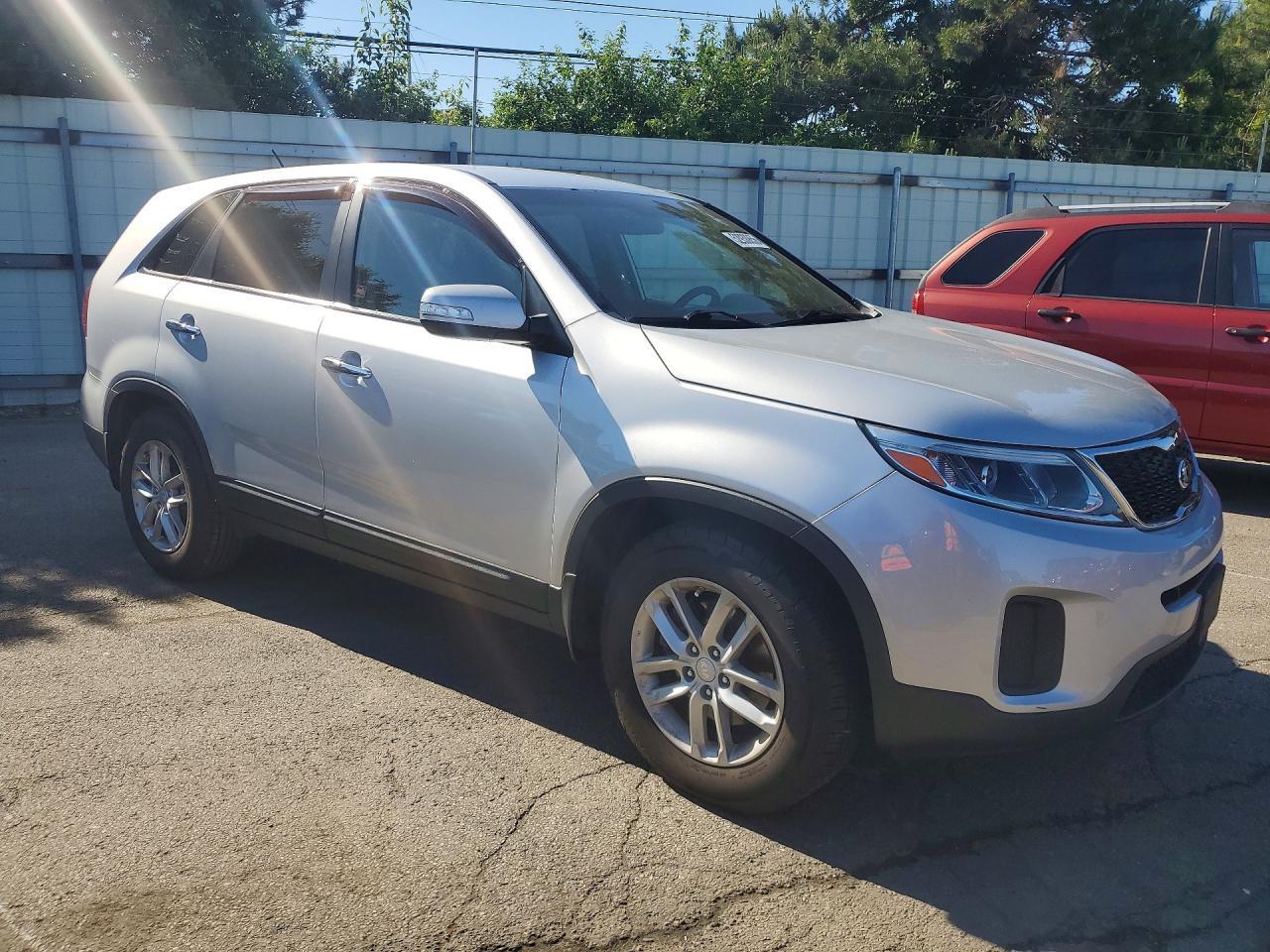 2015 KIA SORENTO