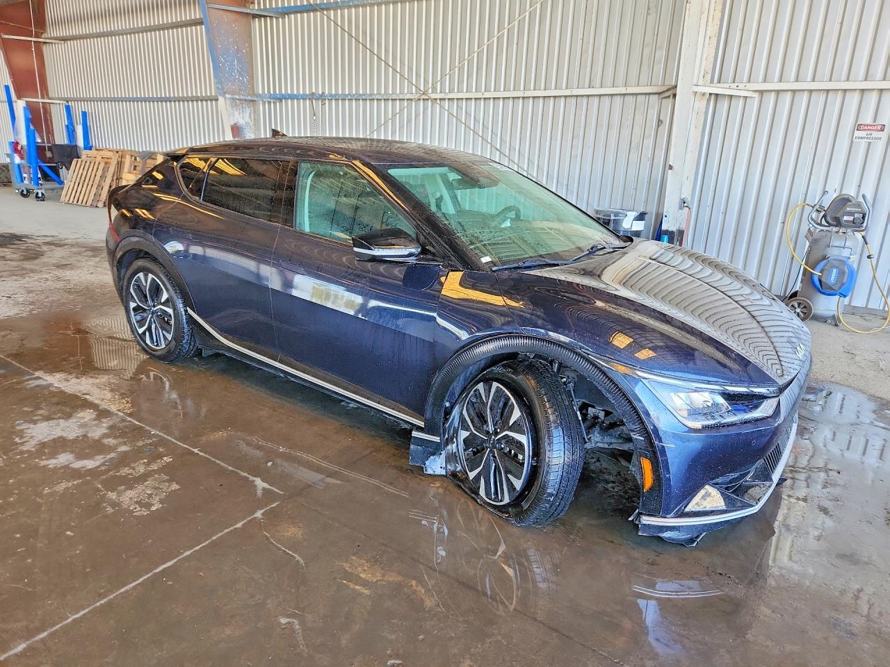 2023 KIA EV6