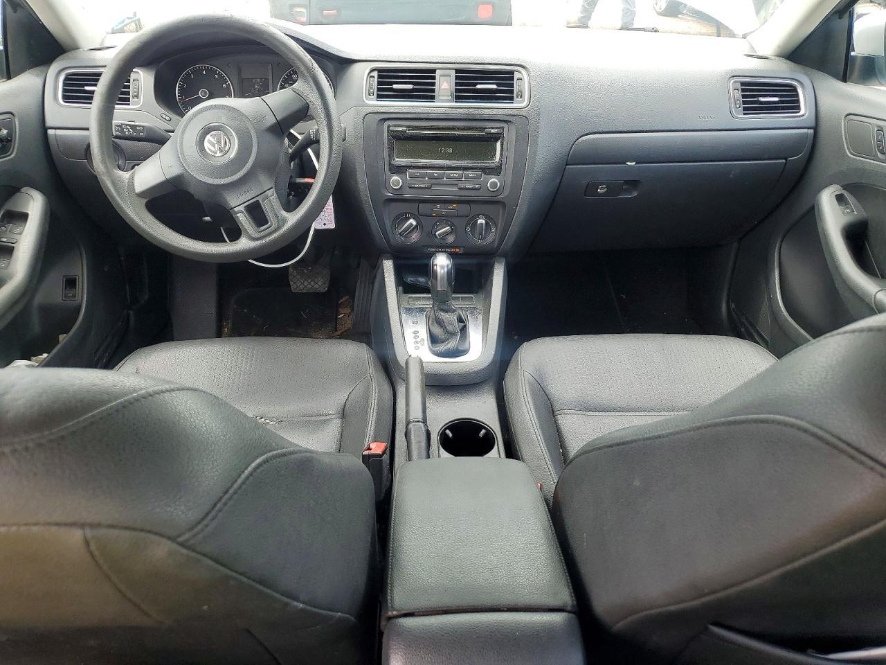 2012 VOLKSWAGEN JETTA